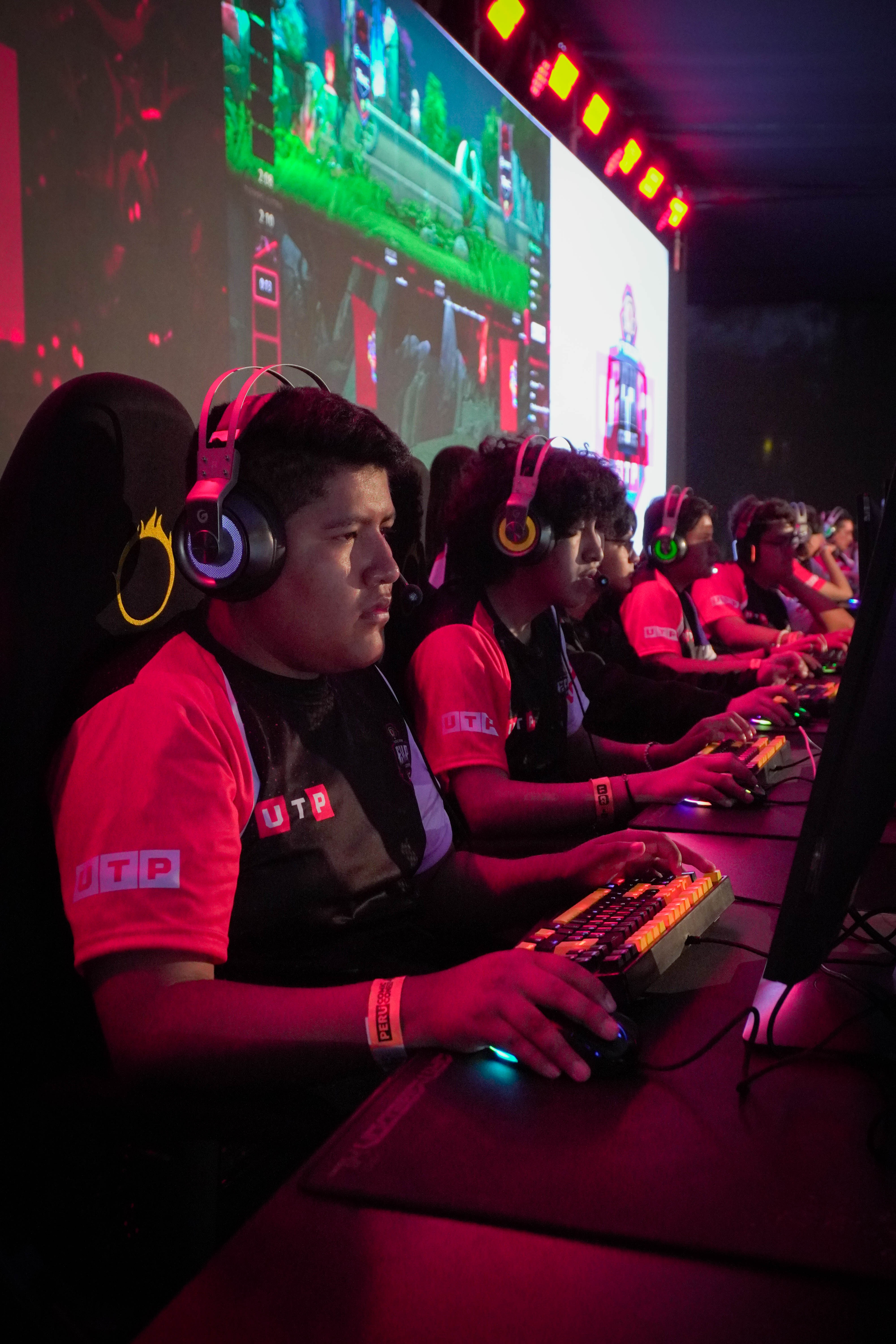 ECUP UTP X PERUCOMICCON - imagen 2